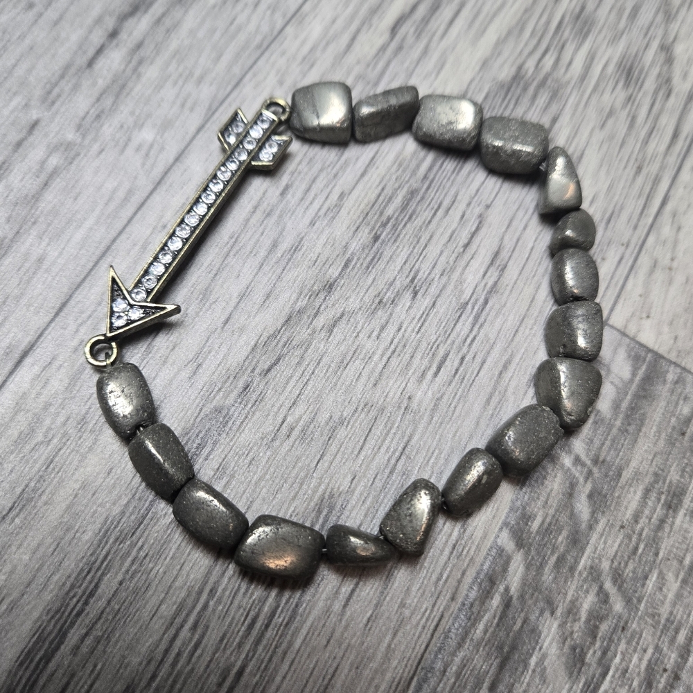 NWOT Tags Boho Arrow Bracelet